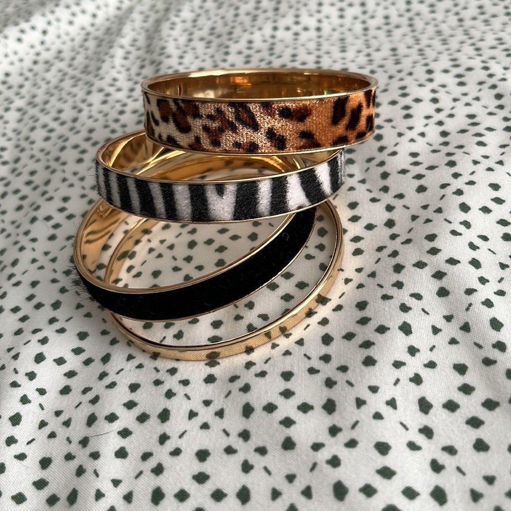 Set of 4 bangles